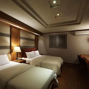 noblesse-yeoksam.hotels-seoul.net/